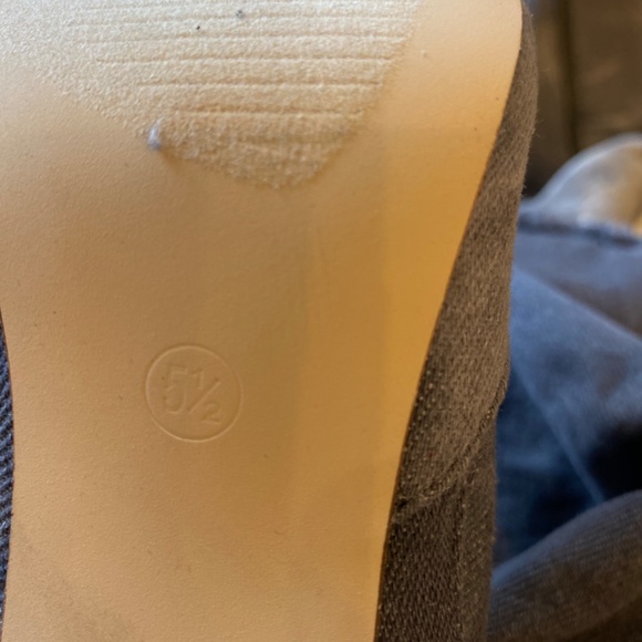 LILIANA open toe Jean material grayish over the knee heeled shoes, size 5.5 - Picture 10 of 11